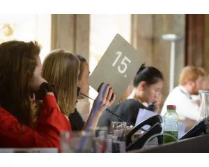 "Důrazně se distancujeme"