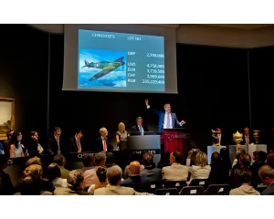 Pololetí v zahraničí: nárůsty i otazníky