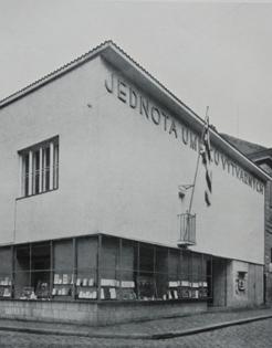 Jednota umělců v&yacute;tvarn&yacute;ch