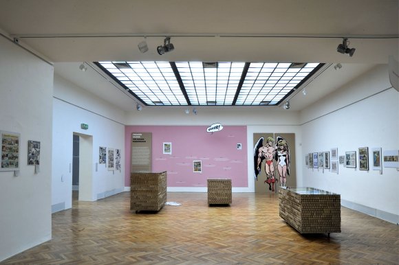 Sign&aacute;ly z nezn&aacute;ma, Česk&yacute; komiks 1922 - 2012 / Dům uměn&iacute; města Brna / foto Michaela Dvoř&aacute;kov&aacute;